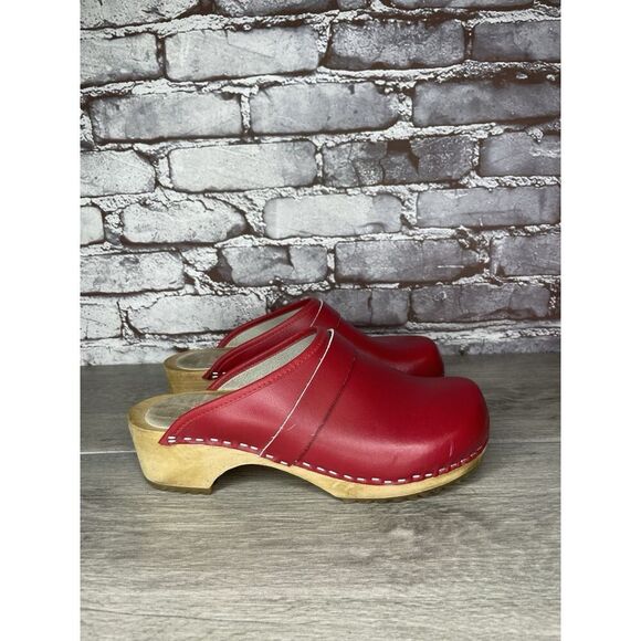 Danish Design Red Leather Wooden Heel Handmade Clogs Shoes Women Sz 38EU/7.5M US - Picture 3 of 16